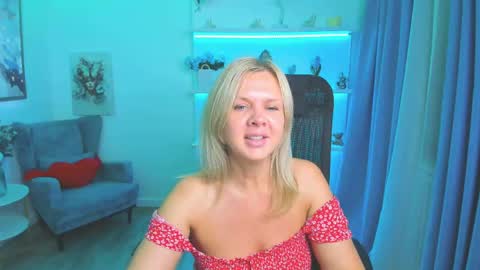 Snapshot of agathaklouin chatting on June 4, 2026, 7:31 pm Agatha online show from June 4, 2026, 7:31 pm
