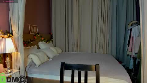 Snapshot of agnes_wells chatting on November 2, 2025, 9:22 am agnes wells online show from November 2, 2025, 9:22 am