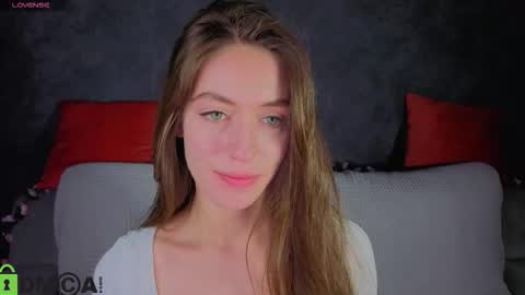 Snapshot of agnes_wells chatting on November 28, 2025, 10:18 am agnes wells online show from November 28, 2025, 10:18 am