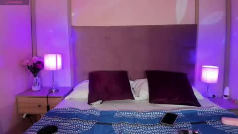 agnesrocuzzo online show from October 6, 2025, 3:04 am