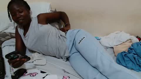 aguas online show from April 8, 2026, 6:52 pm