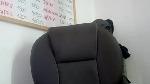 ahntony  69 online show from October 27, 2025, 7:56 am