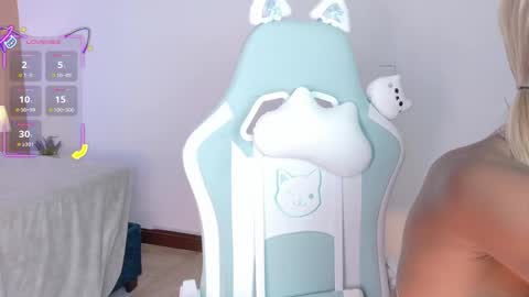 Ahvi Ebony online show from January 10, 2026, 12:07 pm