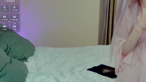 Lexi online show from December 27, 2024, 8:18 pm