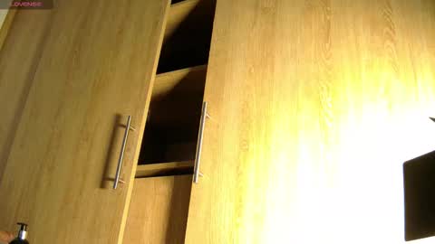 Aida  online show from October 27, 2025, 11:14 am