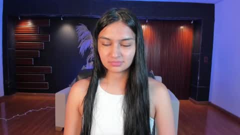 aidajoness online show from September 18, 2025, 11:56 am