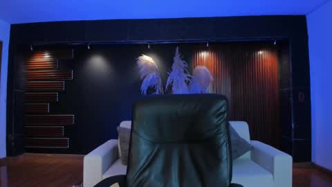 aidajoness online show from September 25, 2025, 12:31 pm