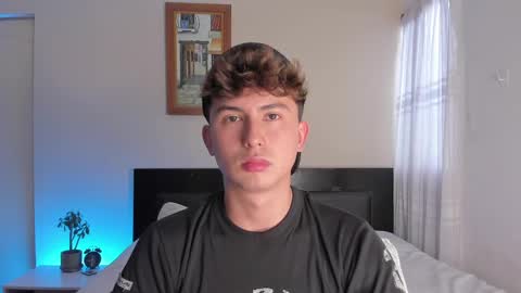 A H  online show from December 22, 2024, 10:04 pm