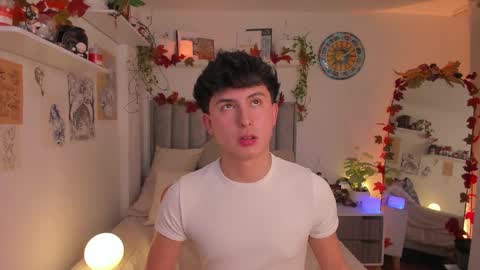 A H  online show from October 17, 2025, 2:48 am