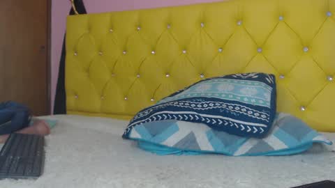 AIDAN online show from February 26, 2025, 1:53 am