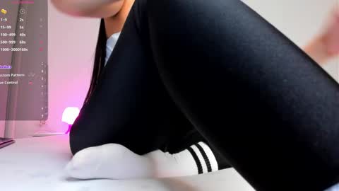 aidasina online show from April 21, 2026, 7:06 pm