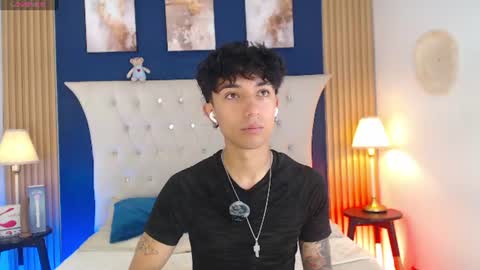 Snapshot of aiden_rivers_ chatting on July 24, 2026, 12:58 pm Aiden online show from July 24, 2026, 12:58 pm