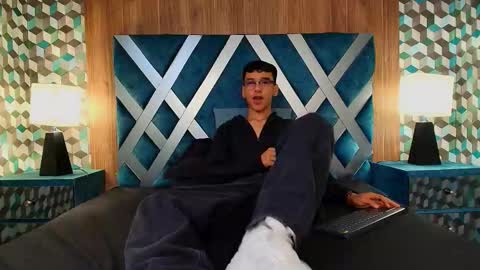 aiden_royce online show from September 11, 2025, 5:18 am