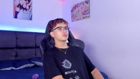 Aiden  online show from October 20, 2025, 12:05 pm