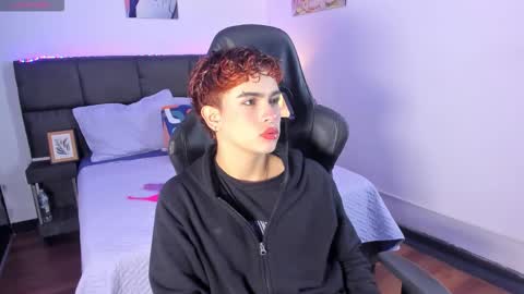 Aiden  online show from November 14, 2025, 1:10 pm