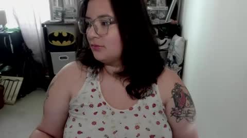 Catalina online show from February 9, 2026, 2:43 pm