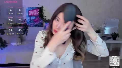 Lynn online show from April 18, 2026, 7:12 am