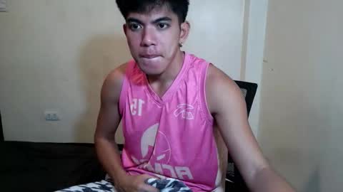 Snapshot of aikoelhara chatting on May 7, 2026, 9:36 am Angelo online show from May 7, 2026, 9:36 am