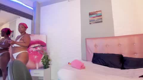 Snapshot of aileenkeys chatting on July 8, 2026, 7:18 pm aileenkeys online show from July 8, 2026, 7:18 pm