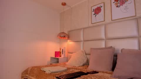 Aily Yozuko online show from September 20, 2025, 3:29 am