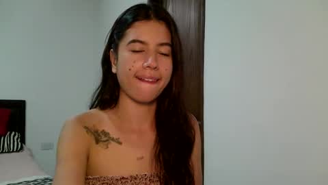 J  online show from September 26, 2025, 5:17 pm