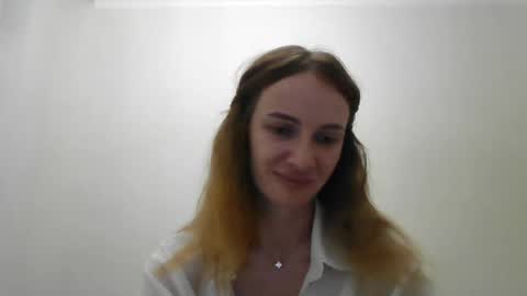 Snapshot of ainyrvixxen chatting on July 1, 2026, 10:20 pm AinyrVixxen online show from July 1, 2026, 10:20 pm