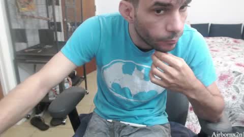 Leo  Airborn  Sir  Daddy online show from April 19, 2026, 9:39 pm