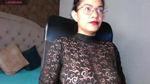 aisha__cambell online show from November 3, 2025, 8:54 pm