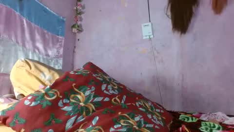 Jess online show from November 19, 2025, 9:20 am