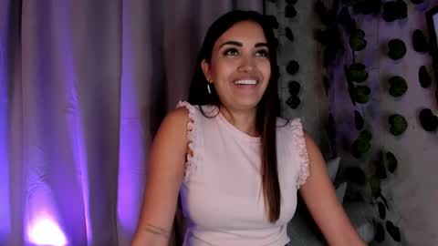 Aisha online show from March 5, 2025, 8:53 pm