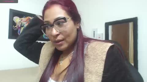 Snapshot of aisha_french chatting on May 25, 2026, 2:34 pm aisha_french online show from May 25, 2026, 2:34 pm