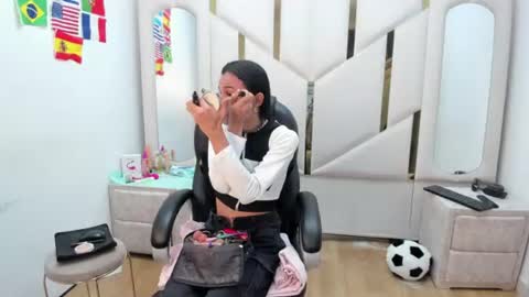 Aisha online show from July 13, 2026, 7:27 pm