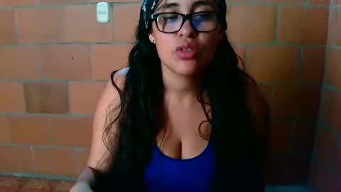 aisha koswell3 online show from December 22, 2025, 6:05 pm