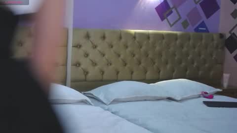 Snapshot of aisha_noir chatting on October 1, 2025, 12:00 pm Aisha Noir online show from October 1, 2025, 12:00 pm