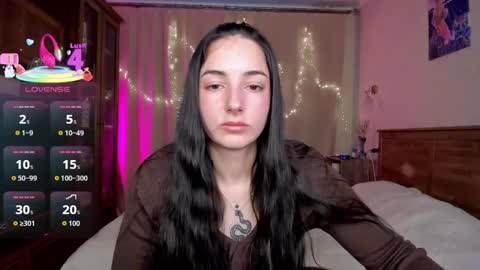 Snapshot of aishagolden chatting on January 15, 2026, 12:43 pm Aisha online show from January 15, 2026, 12:43 pm