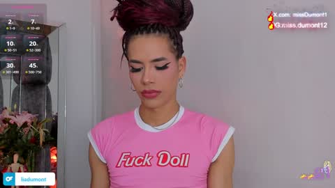 Queen Dumont   online show from December 6, 2024, 12:12 am