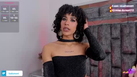 Queen Dumont   online show from January 7, 2025, 2:53 am