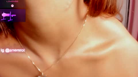 Ximena online show from September 13, 2025, 4:56 am