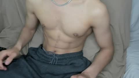 Snapshot of aizen_3 chatting on May 17, 2026, 8:23 am AIZEN online show from May 17, 2026, 8:23 am