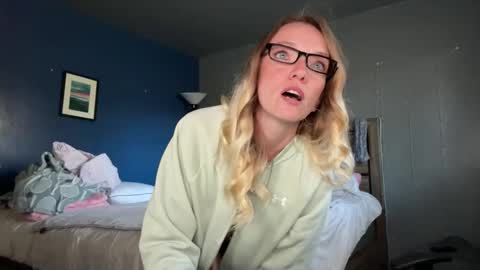 AJ online show from March 3, 2026, 8:04 pm