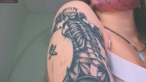 Snapshot of akaheby chatting on November 27, 2025, 1:24 pm akaheby online show from November 27, 2025, 1:24 pm