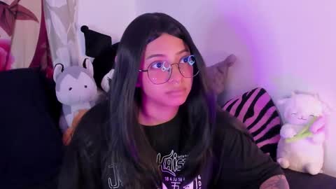 Akari online show from January 19, 2026, 2:04 am