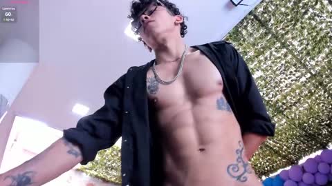 akazaboy online show from February 14, 2025, 1:29 pm