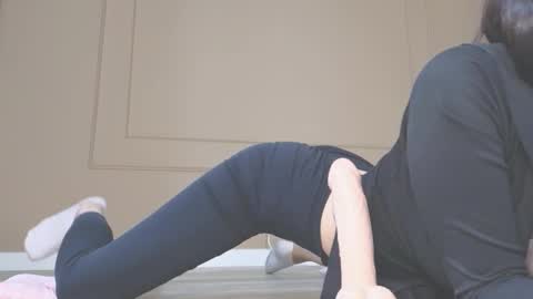 Akemi your little tyan online show from November 21, 2025, 7:51 am