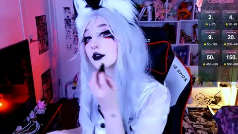 Aki online show from April 4, 2026, 10:40 pm