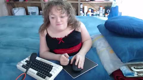 Natalie online show from September 20, 2025, 3:51 am