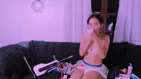 Akira online show from September 24, 2025, 3:10 am