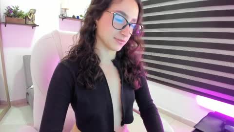 Snapshot of akira_morgan chatting on March 23, 2026, 11:47 am Akira online show from March 23, 2026, 11:47 am