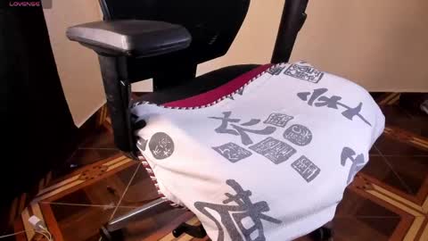 Snapshot of akira_tattoo chatting on May 9, 2026, 12:10 pm Akira online show from May 9, 2026, 12:10 pm