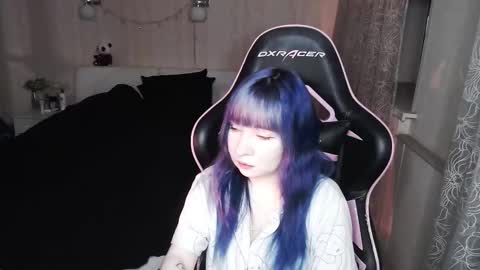 Snapshot of akirahartyx chatting on January 13, 2026, 4:01 pm akirahartyx online show from January 13, 2026, 4:01 pm